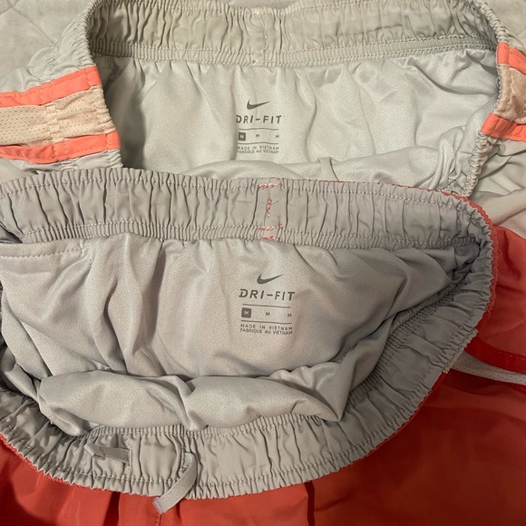 Nike Women's Pink and White Running Shorts - Picture 4 of 4